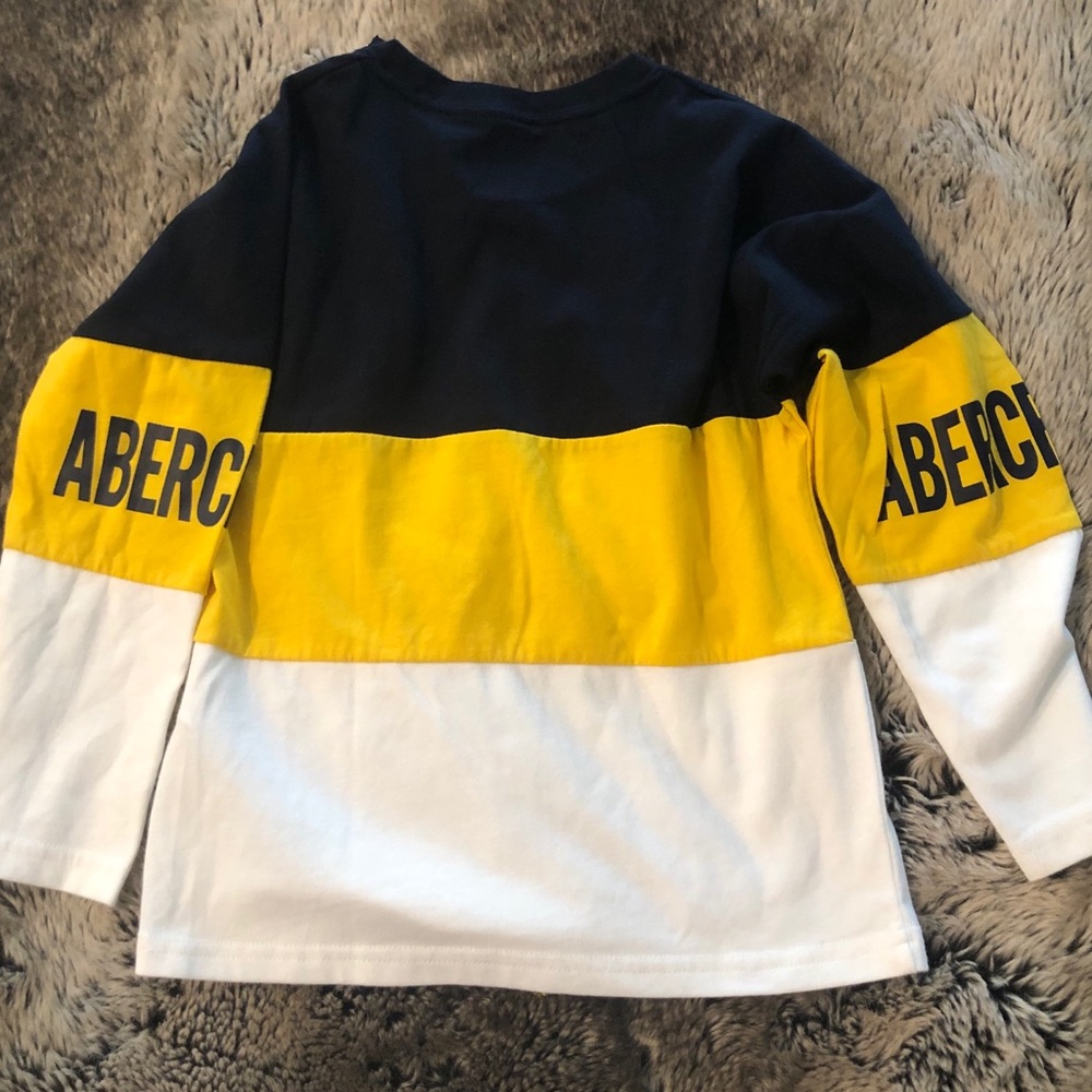 NWT Boys Abercrombie Long Sleeve Tee - Picture 3 of 3